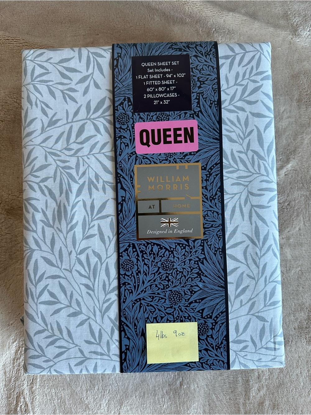 William Morris Queen Sheet Set in Light Blue Leaf Pattern